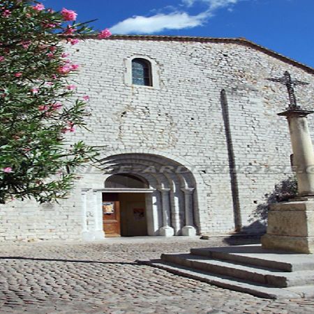 Residence De Tourisme Domaine De Janus Ruoms Zewnętrze zdjęcie
