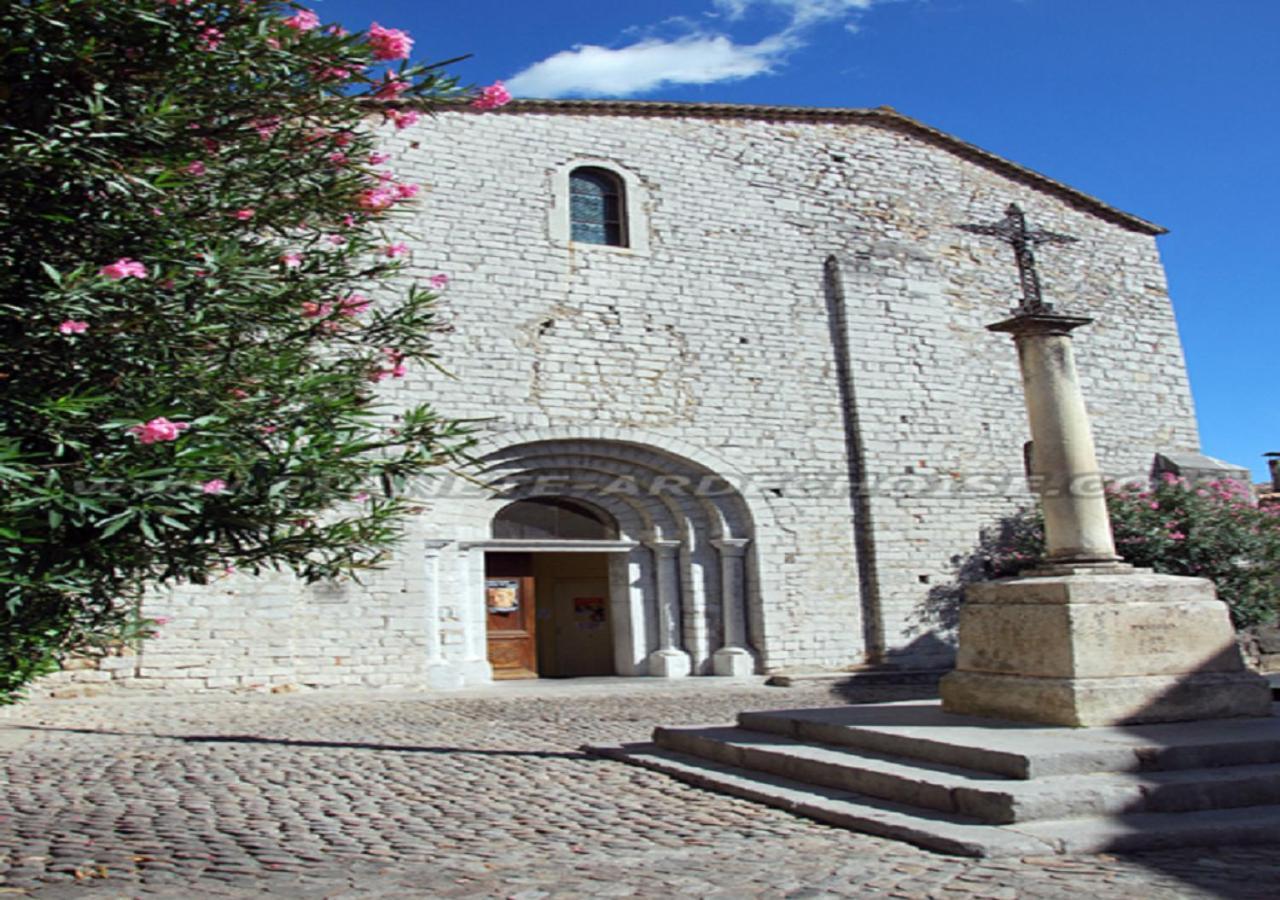 Residence De Tourisme Domaine De Janus Ruoms Zewnętrze zdjęcie